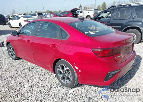 2020 Kia Forte Lxs z USA, uszkodzony, nr VIN 3KPF24AD7LE212337